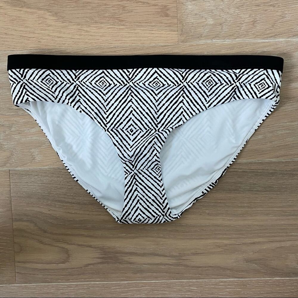 CALIA by Carrie Underwood Women's Wide Banded Printed Bikini Bottoms NEW